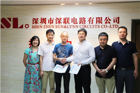 又一次親密接觸！Philips與深聯(lián)電路簽訂未來三年的深度合作協(xié)議