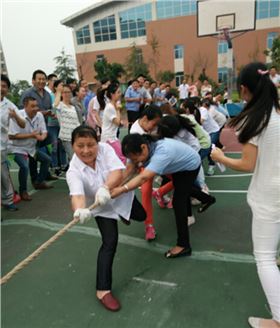 贛州深聯(lián)電路板廠拔河賽勢新鮮出爐，戰(zhàn)利品你領(lǐng)了嗎？