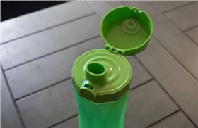 線路板廠之會(huì)提醒你喝水的水壺