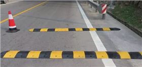 PCB廠：再這樣過減速帶，你的車壽命至少減三年！