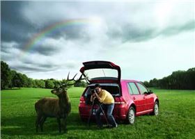 深圳線路板廠：雨天這么駕車，您家里人造嗎？