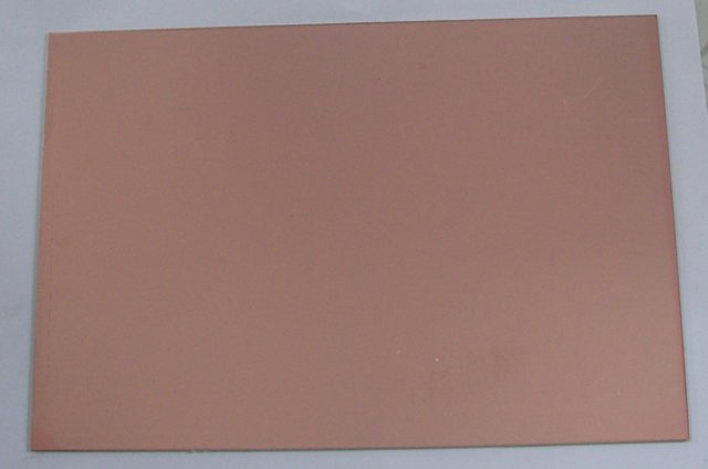 深圳電路板廠板材