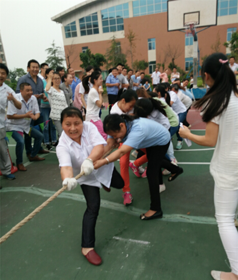 贛州深聯(lián)電路板廠拔河賽勢新鮮出爐，戰(zhàn)利品你領(lǐng)了嗎？