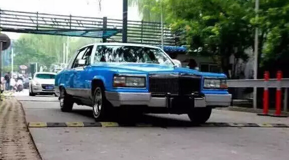 PCB廠：再這樣過減速帶，你的車壽命至少減三年！