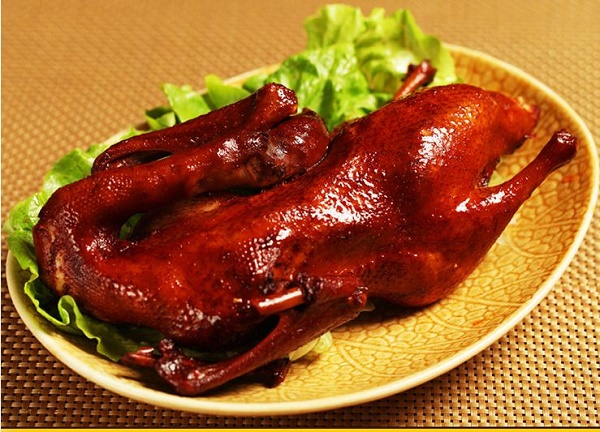 深聯(lián)線路板廠中秋節(jié)的員工福利，你get到了嗎？