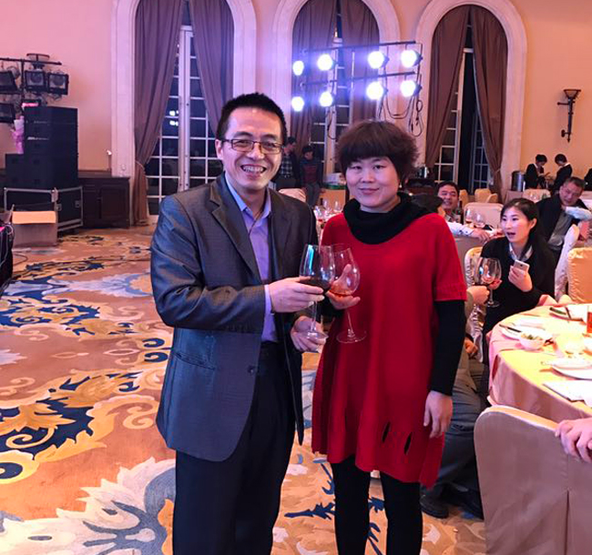 深聯線路板廠榮獲勤上彩易達光電2016年“杰出貢獻獎”