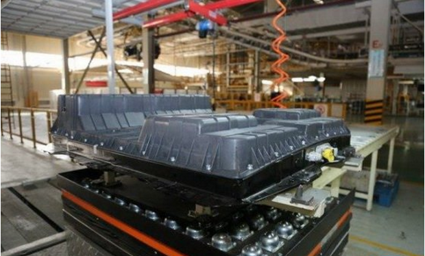 汽車(chē)電路板解答為什么夏季高溫電動(dòng)汽車(chē)如何才能不&ldquo;上火&rdquo;