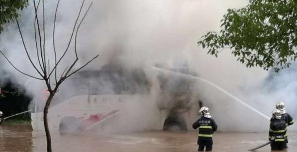 汽車(chē)電路板解答為什么夏季高溫電動(dòng)汽車(chē)如何才能不&ldquo;上火&rdquo;