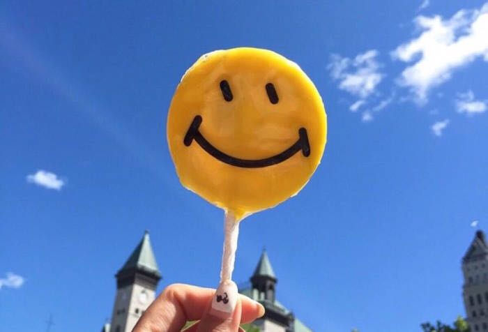 佛對汽車PCB小編說：你已有遁入空門的素質(zhì)了，就從了老衲吧！&mdash;&mdash;&ldquo;佛系90后&rdquo;